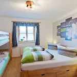In With One-bedroom 1 Apartment Schlitters