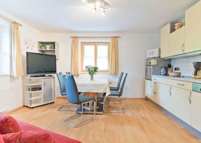 In With One-bedroom 1 *