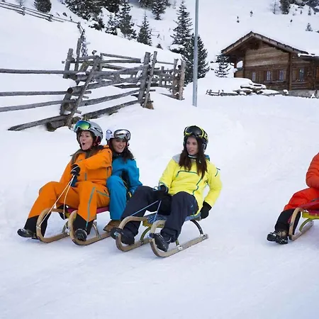 In With One-bedroom 1 *